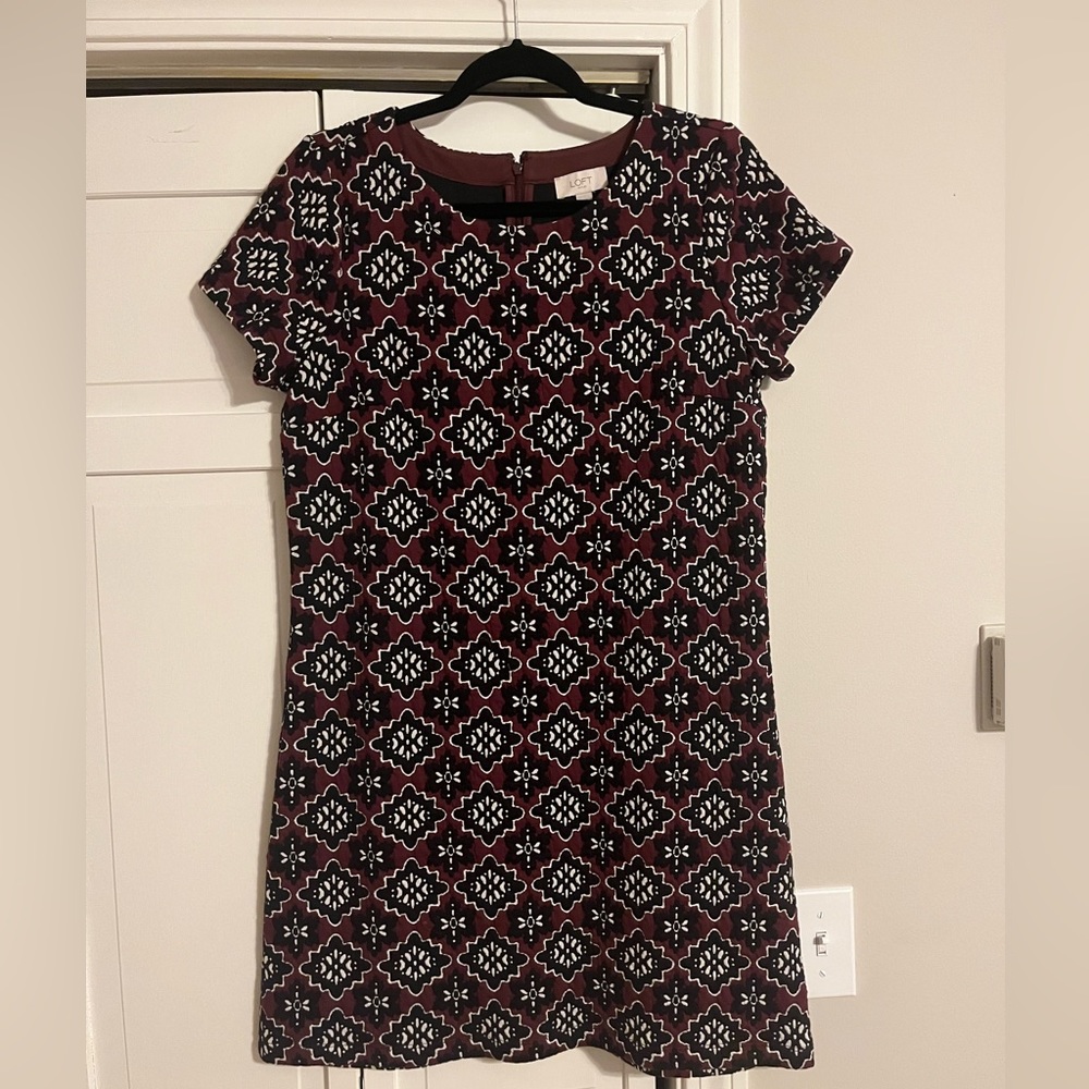 💜💜 3/$20 💜💜 LOFT A line dress